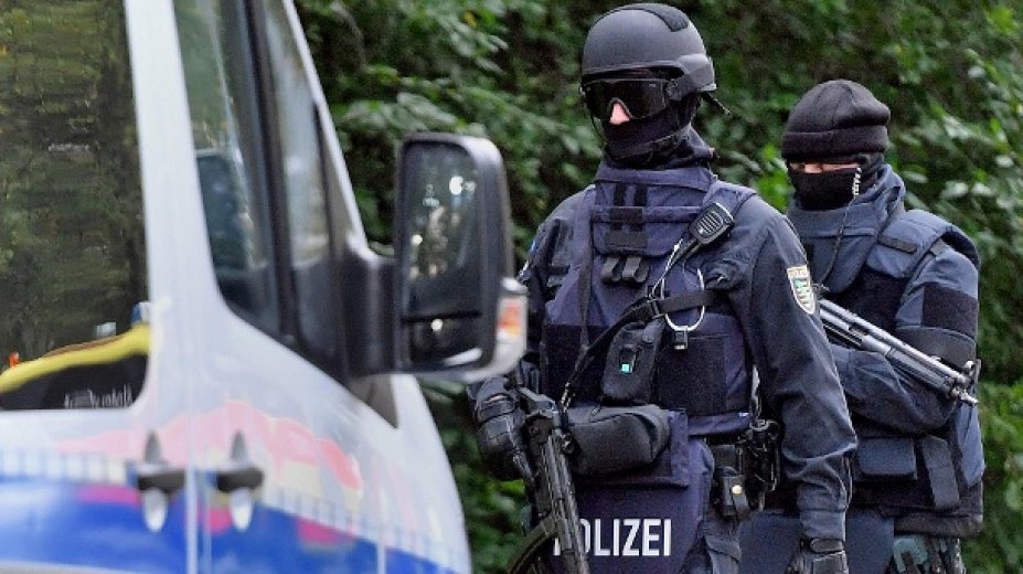 Szabotázsakciókra készülő orosz kémeket kapcsoltak le Németországban
