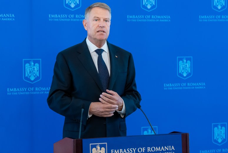 A NATO-nak határozottabban el kell köteleznie magát elrettentő pozíciójának megerősítése mellett a román államfő szerint