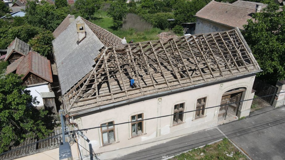 Elkezdődött a pécskai Magyar Közösségi Ház felújítása, de összefogásra lesz szükség a befejezéshez