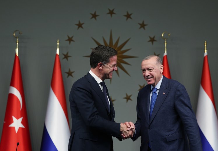Újabb erős pártfogót kapott Rutte, Iohannis messze került a NATO-főtitkári poszttól